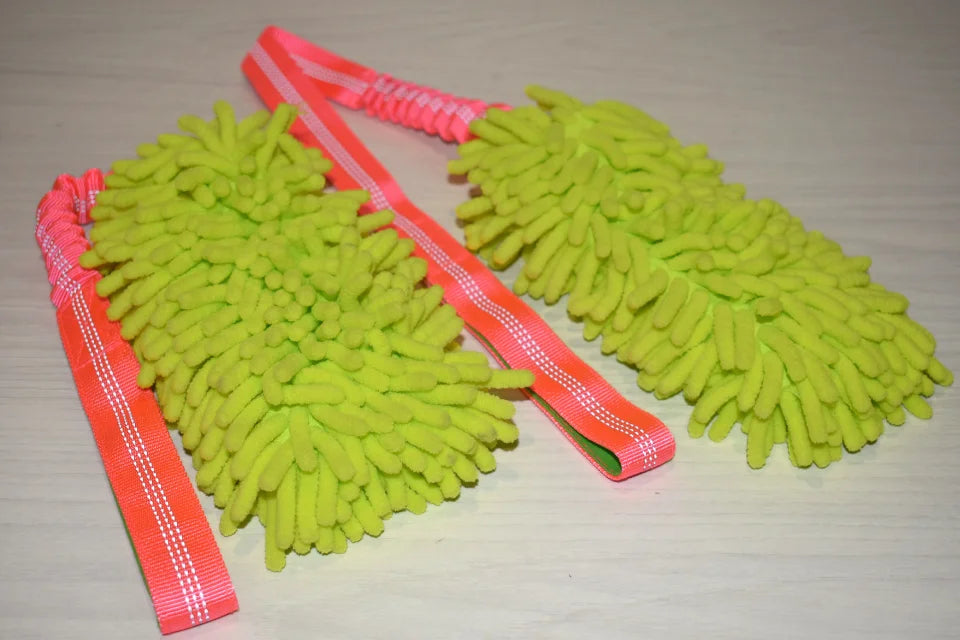 Bungee Chaser Tug Toy - Pink/Green