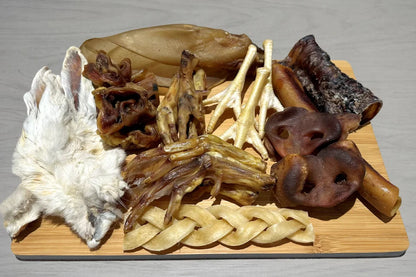 Crunch 'N' Chomp from Dogtropolis - 100% Natural Treat Selection Box for Dogs